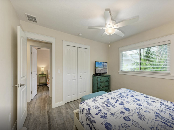 Anna Maria Island Vacation Rentals - Florida Gulf Coast Beach Homes with Pool